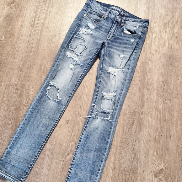 American Eagle distressed skinny jeans
